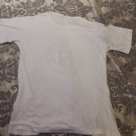 Authentic Fendi print tshirt - Picture 4 of 4